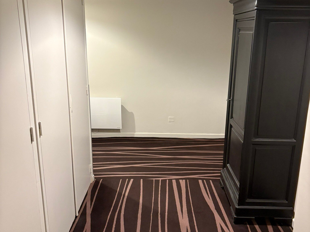 索米勒尔酒店主图