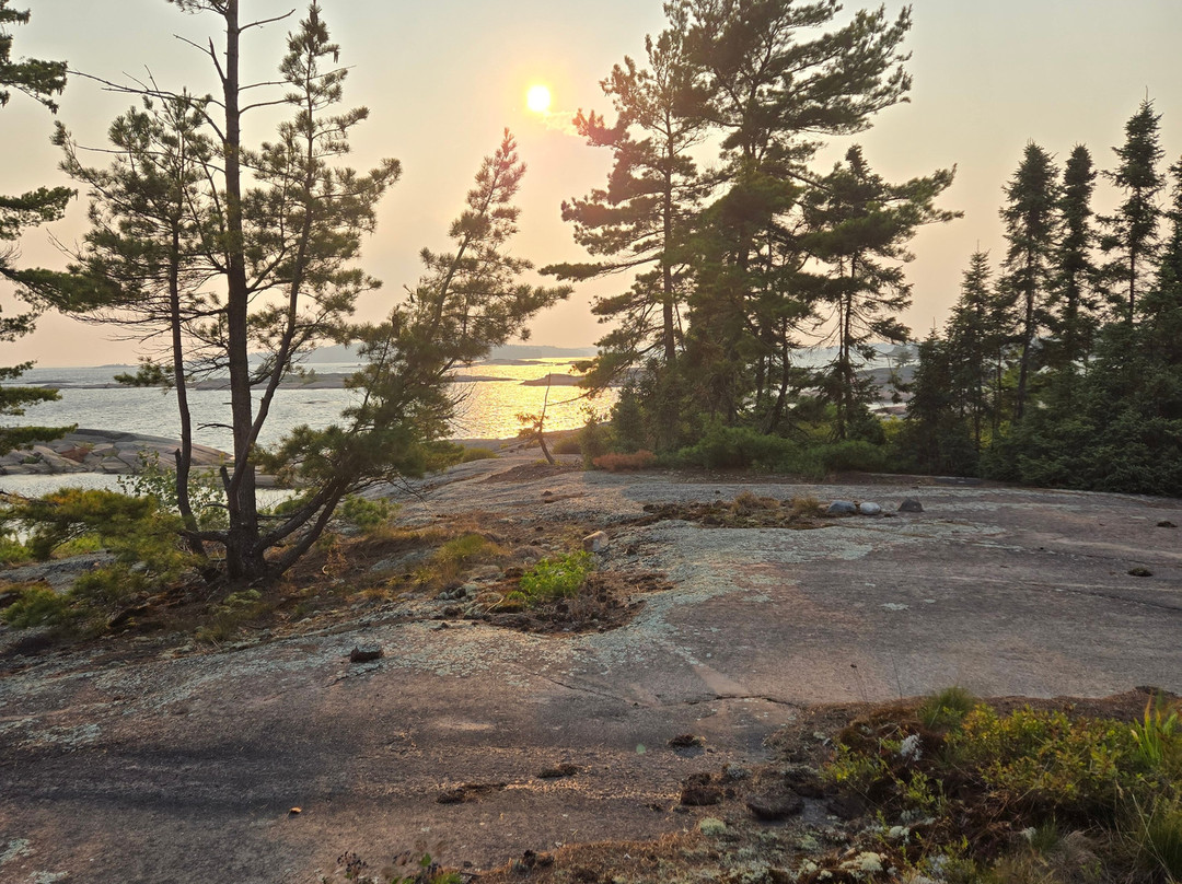 Horizons Adventures-白鱼镇必去景点