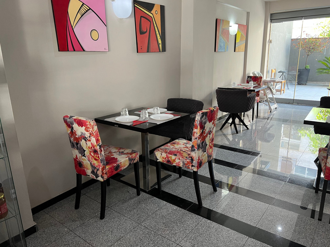 Petroussa酒店住宿-Diamond City Living