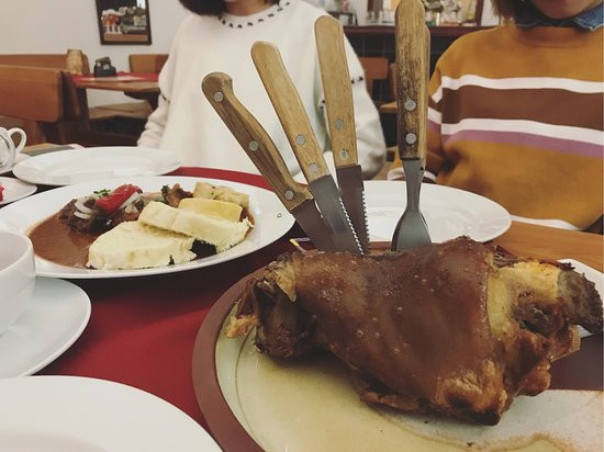 珀德薇姿酒店主图