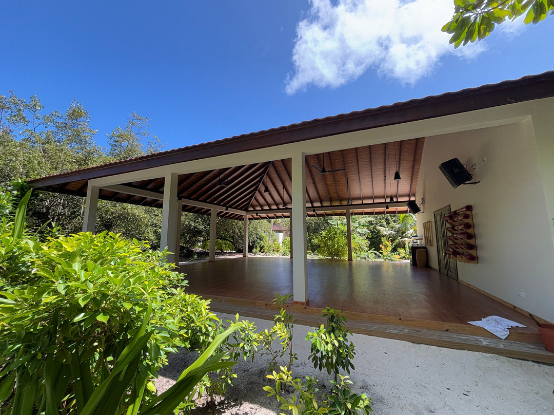 鲁滨逊俱乐部度假村主图