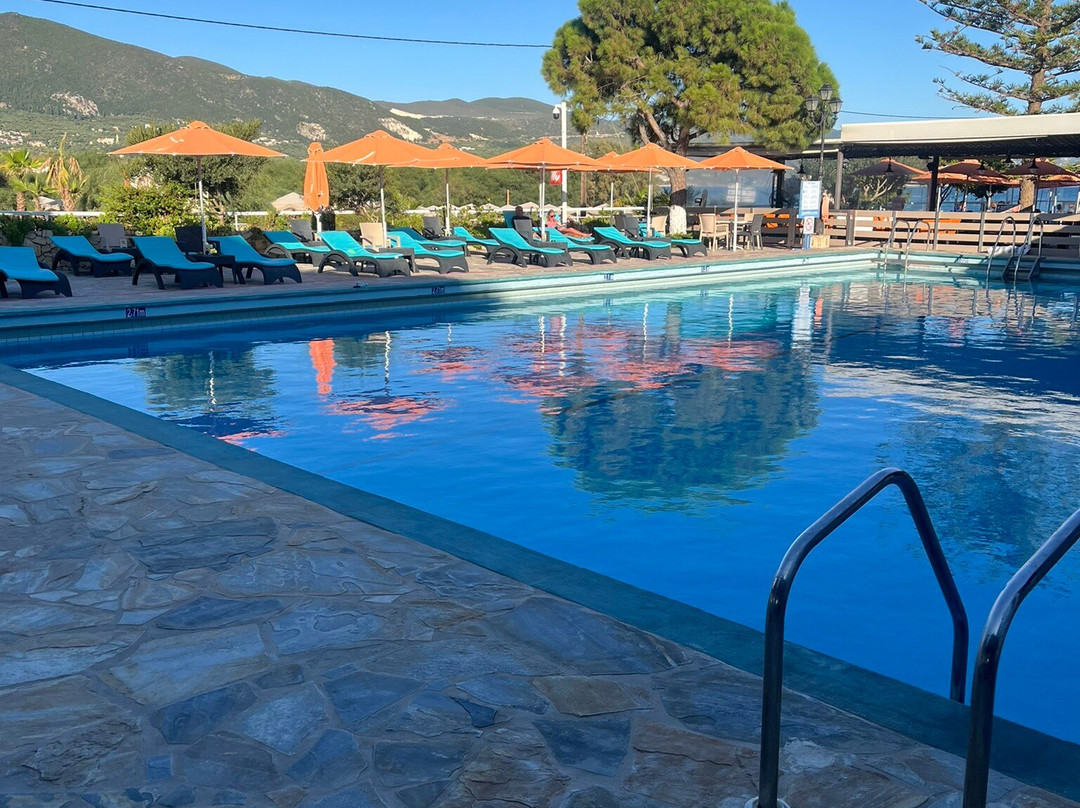 瓦莱州饭店主图