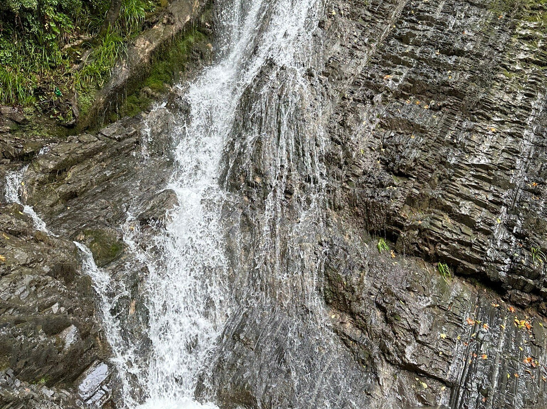 Yeddi Gozel Waterfall-Qabala必去景点