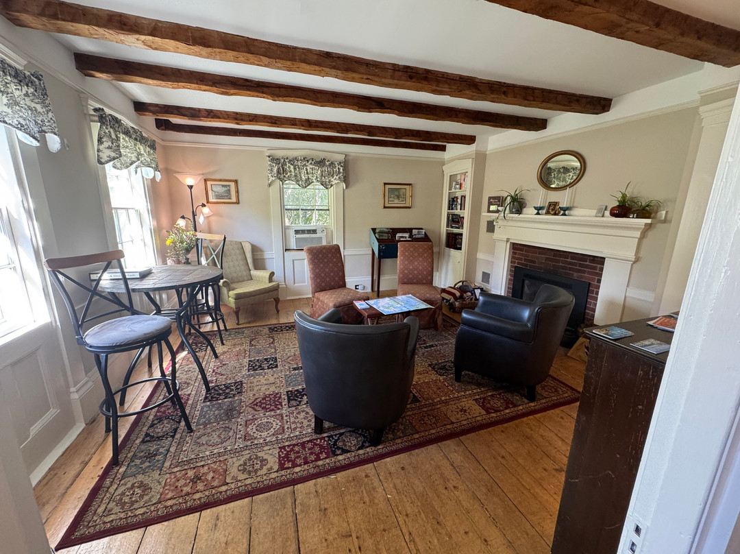 Coach Stop Inn主图