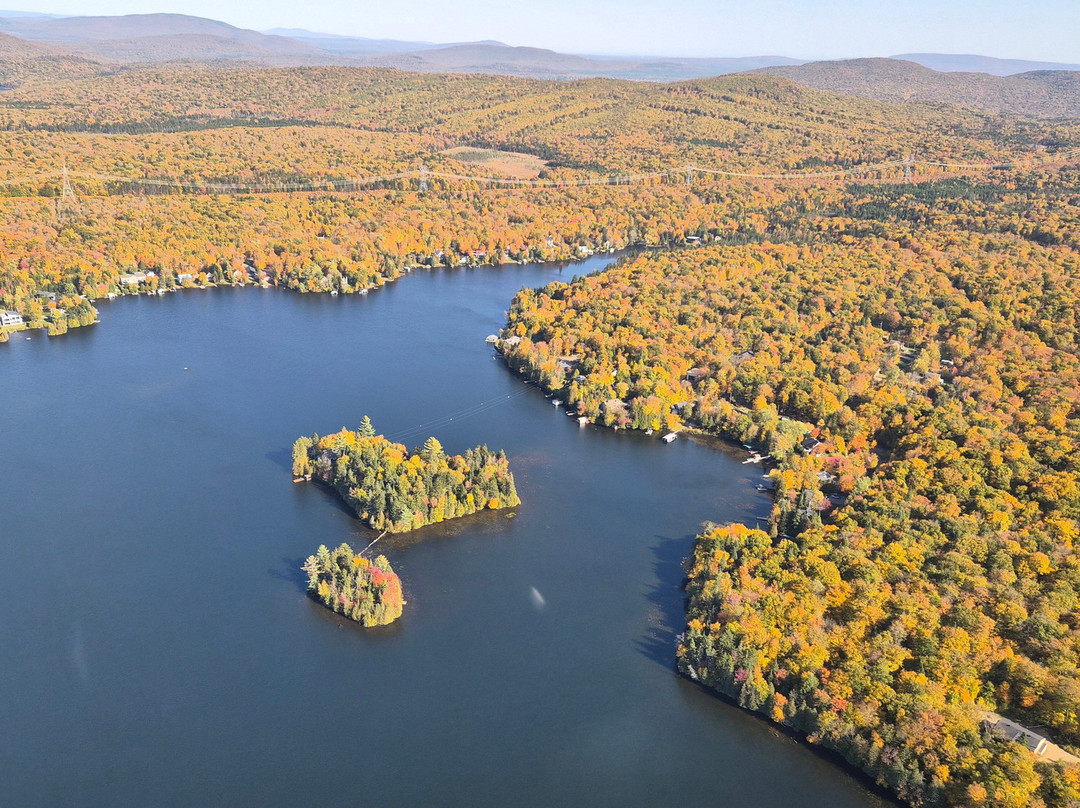 Attitude Hélicoptère-Neuville必去景点
