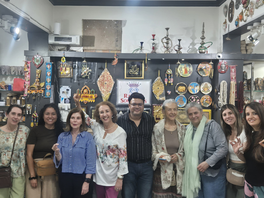 Rajrani Souvenir Store-Agra District必去景点