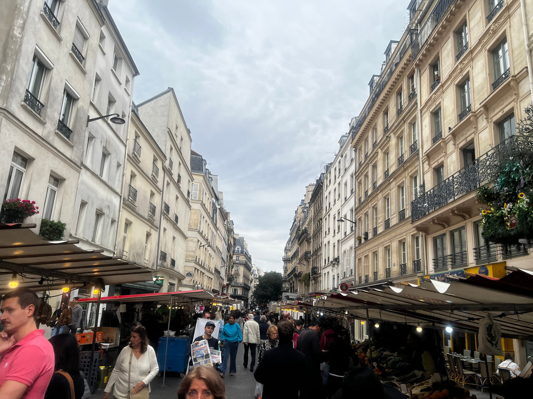 Marché Saint Eustache-巴黎必去景点