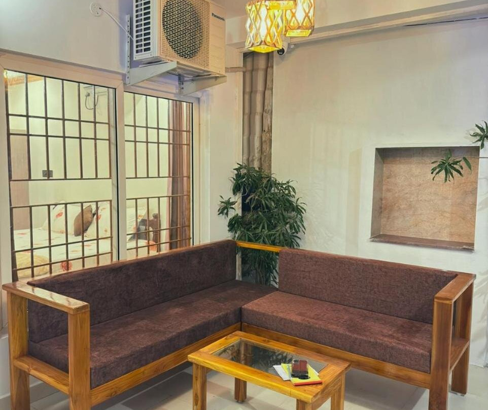 Sea Waves Rooms and Restaurant