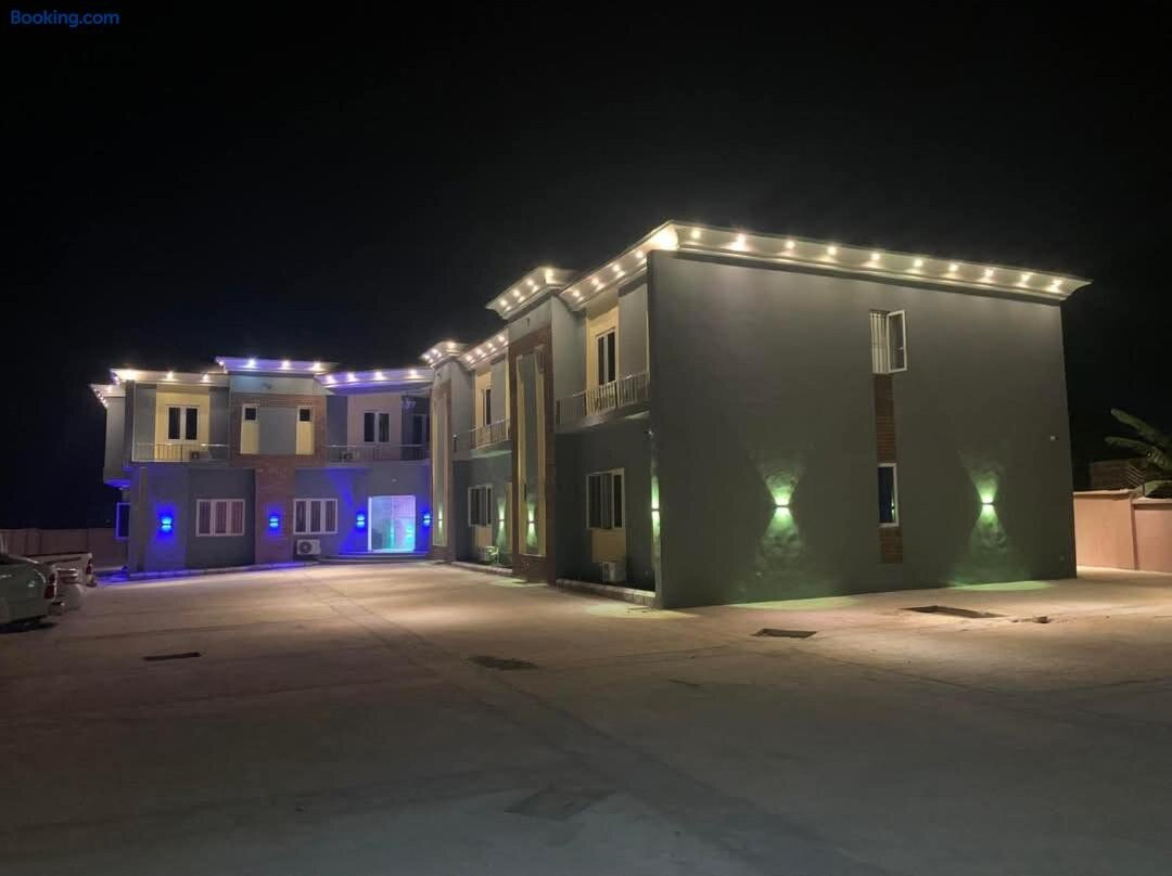 Muchels Hotels and Suites Limited, Uburu