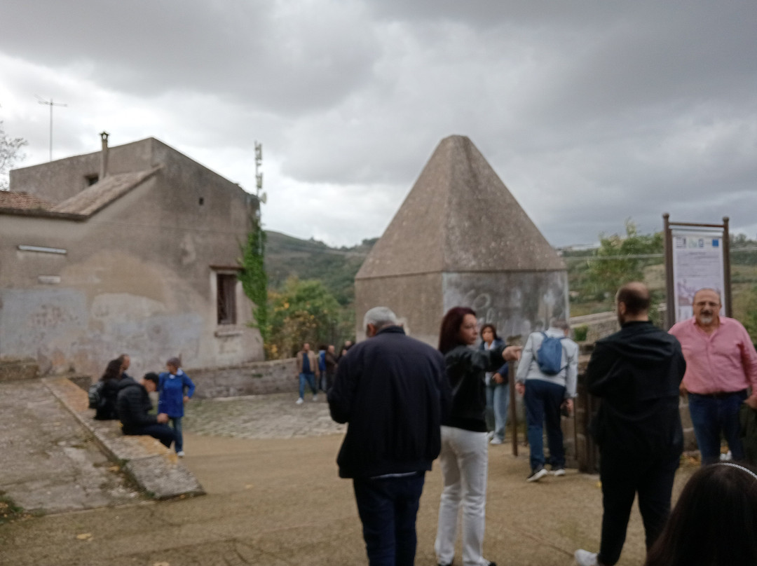 Punto Panoramico dell'Acquedotto-Valle di Maddaloni必去景点