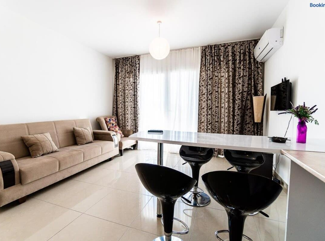 Apart Hotel Lapta-Sel
