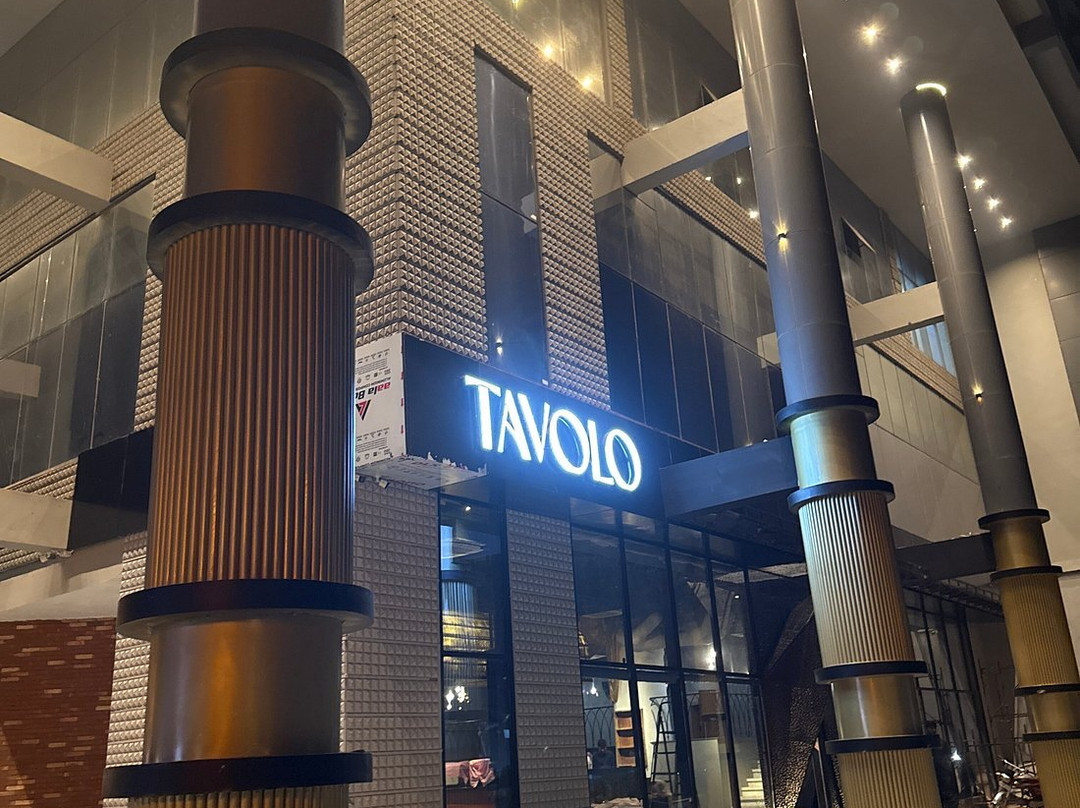 Tavolo & Cafe Modo