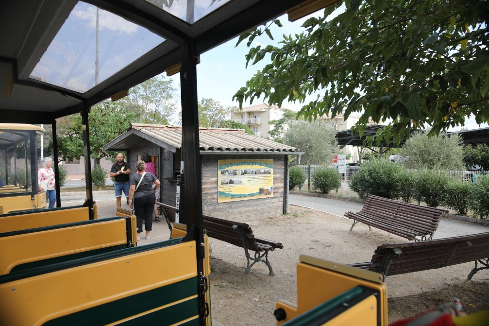 Le Petit Train-Corte必去景点