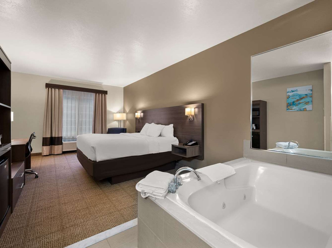 Cohoctah酒店住宿-Comfort Inn & Suites