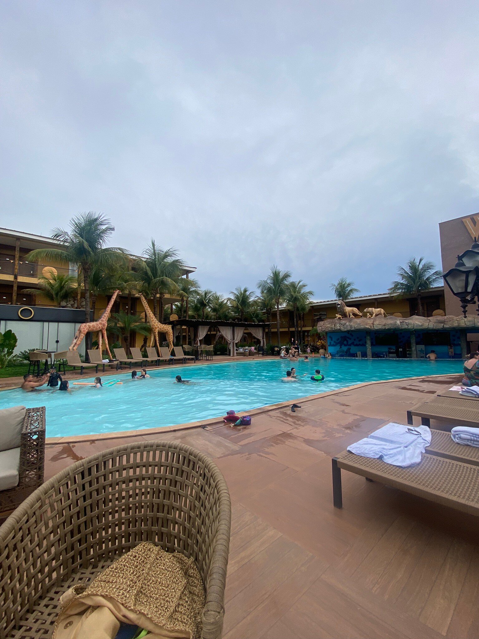 Wakanda Hotel-官方