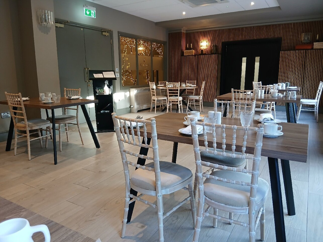 Castle Varagh Hotel主图