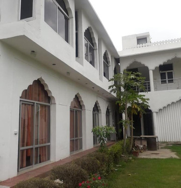 Bari酒店住宿-Raj Palace