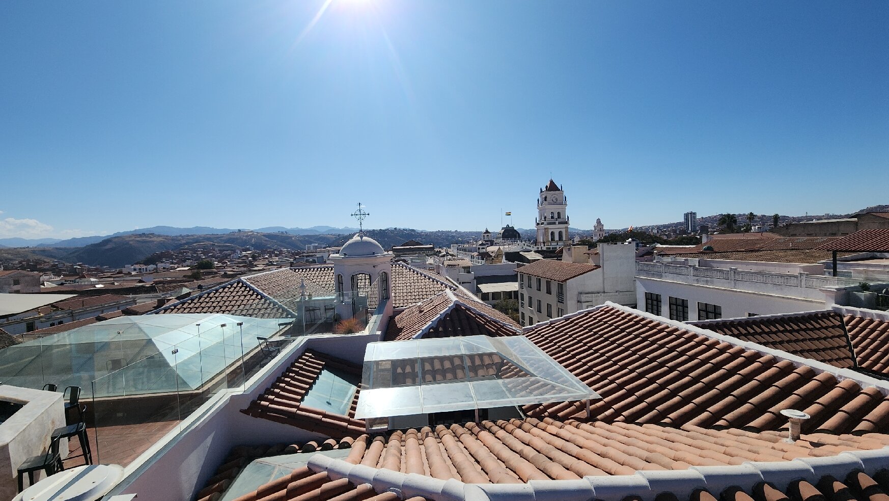 Parador Santa Maria La Real-官方