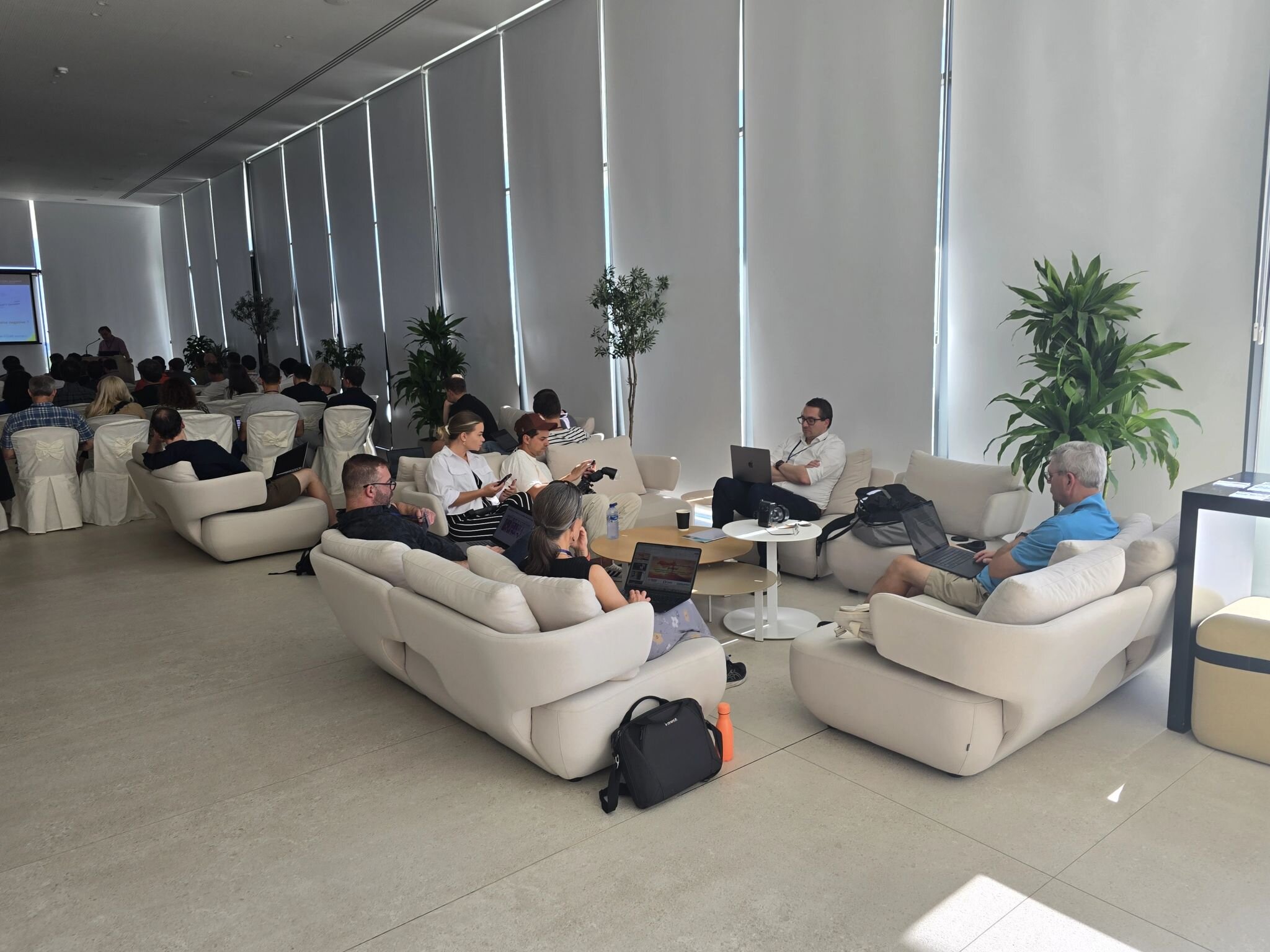 Flamingo Paradise Beach Hotel-官方