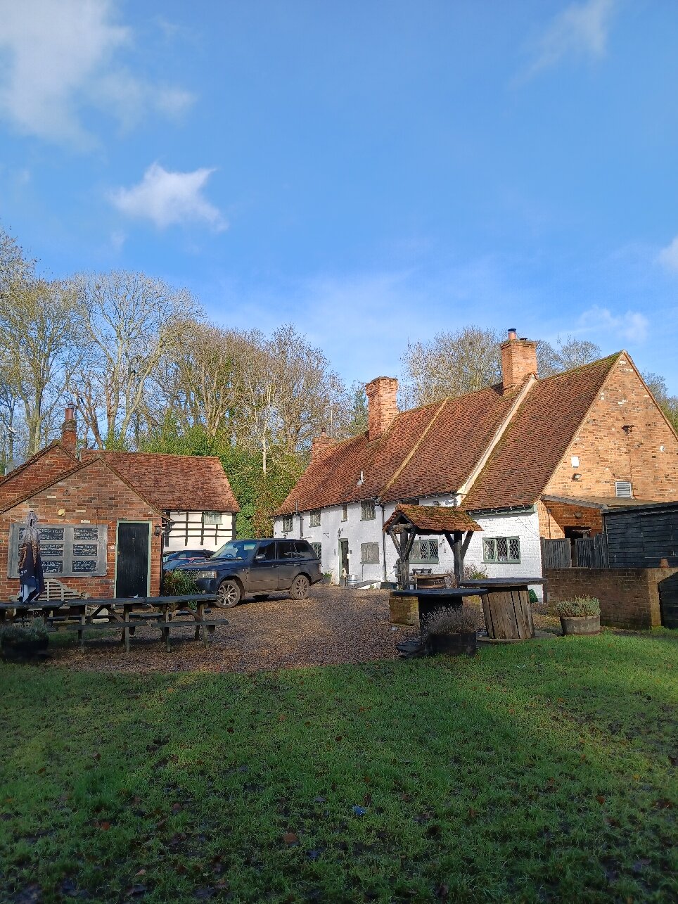 The Brocket Arms-官方