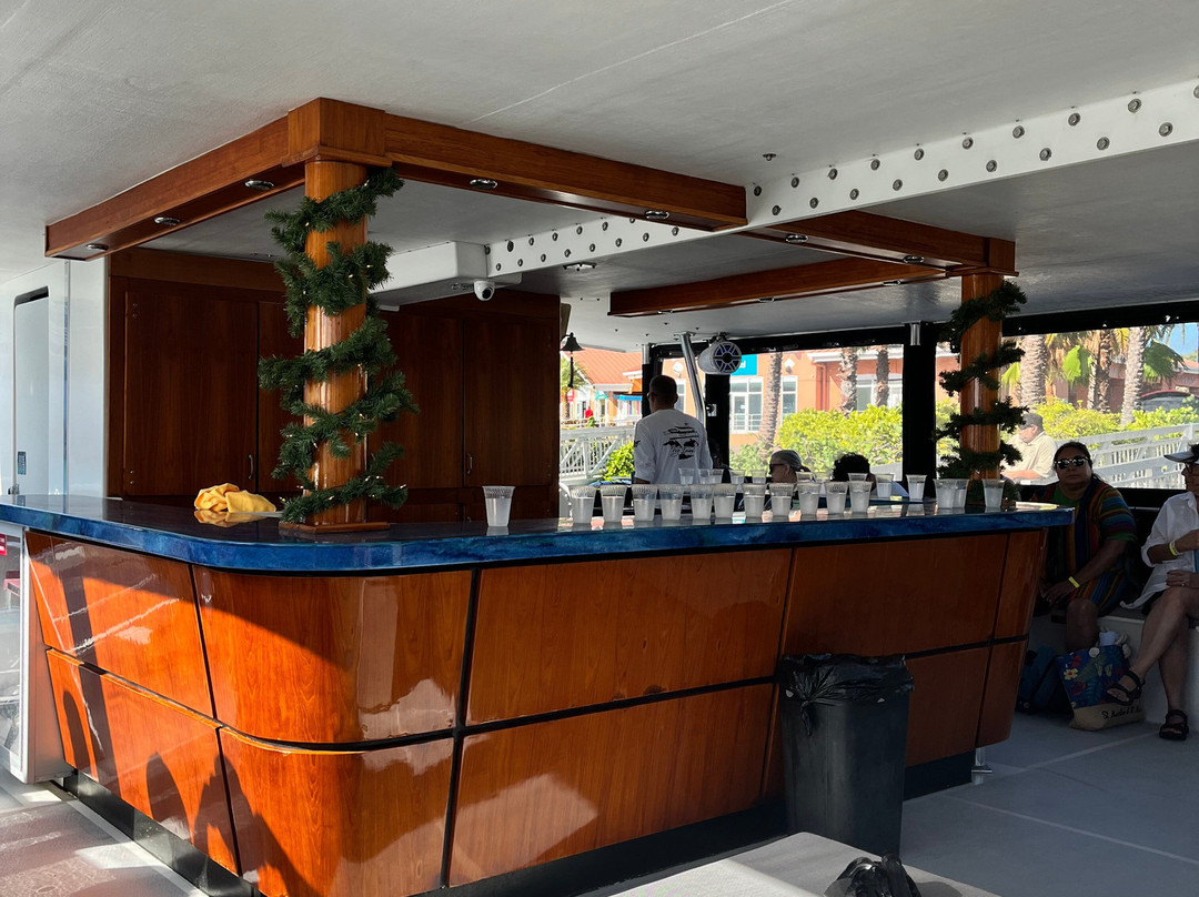 Sabrage Charters-圣 托马斯必去景点