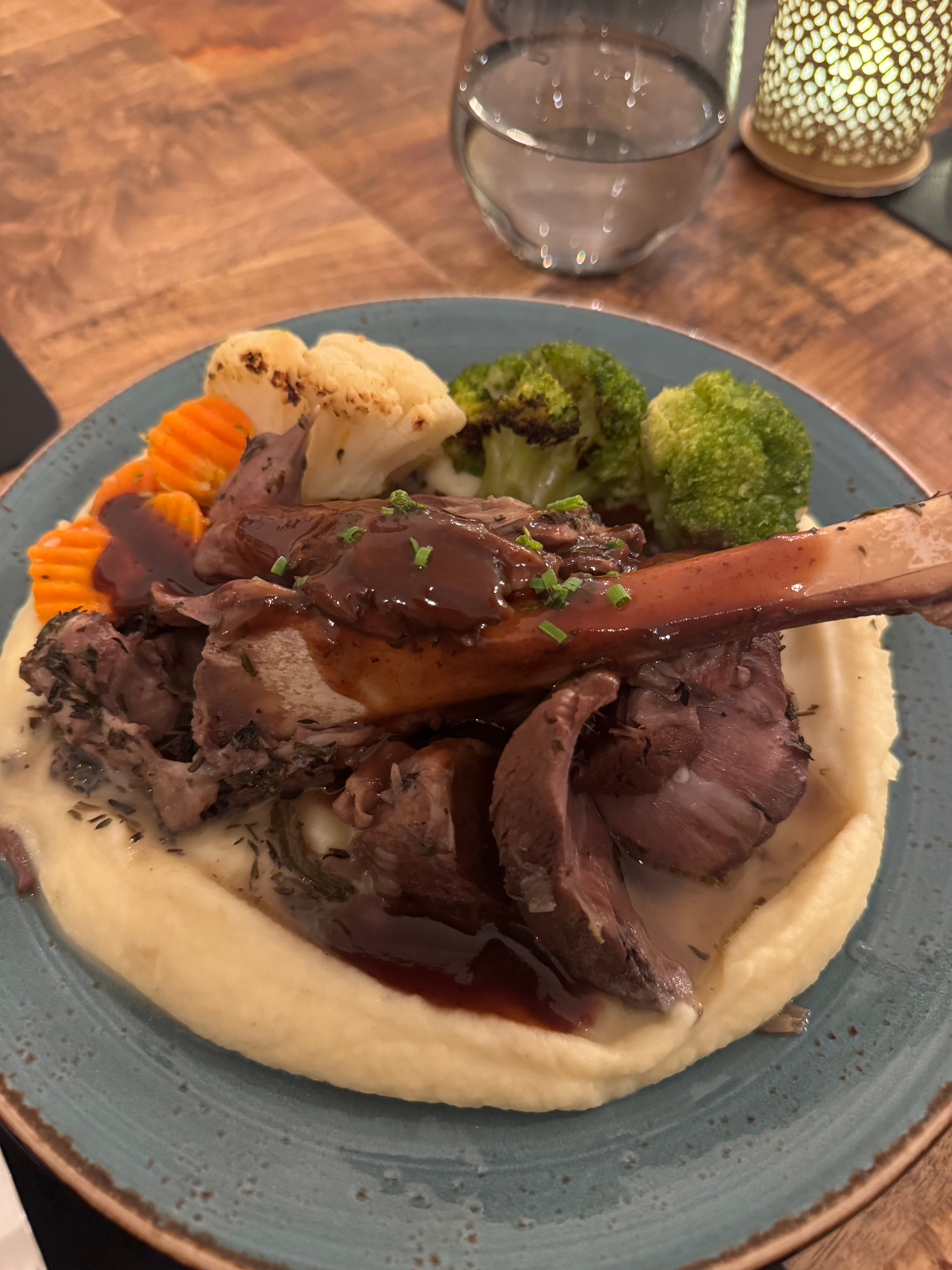 Adventure Hotel-官方