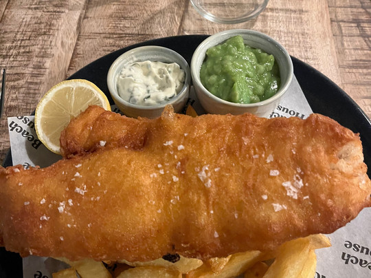 Beach House Hotel主图