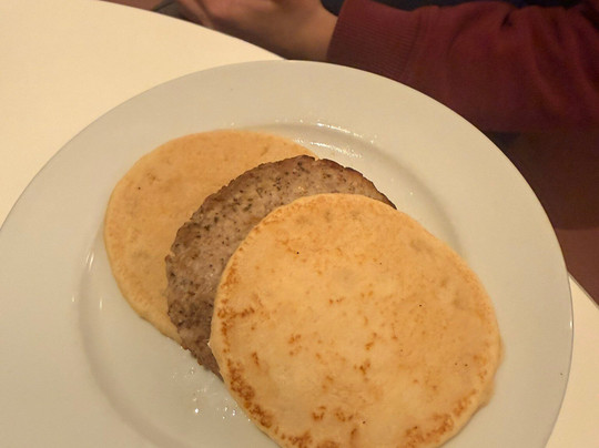 Plaza Express The Lounge-霍利必去景点