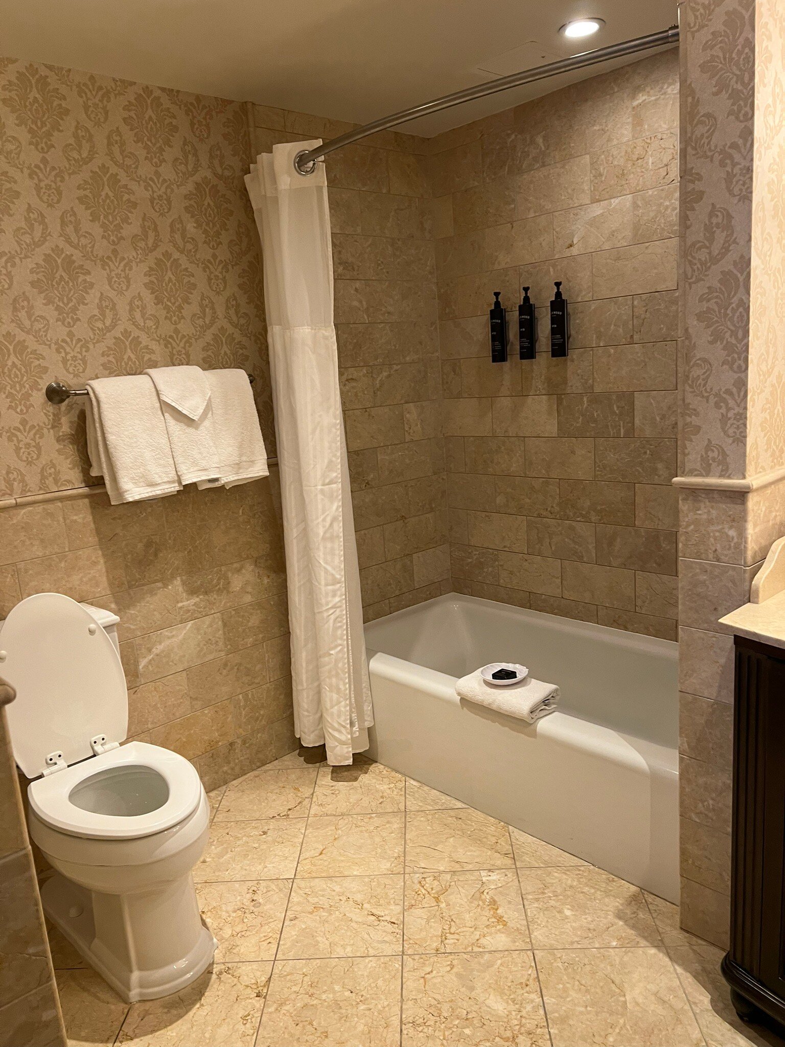 Madison Beach Hotel, Curio Collection By Hilton-官方