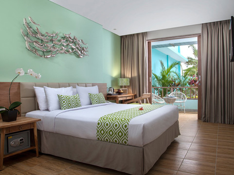 努沙蓝梦岛马哈吉利度假村主图