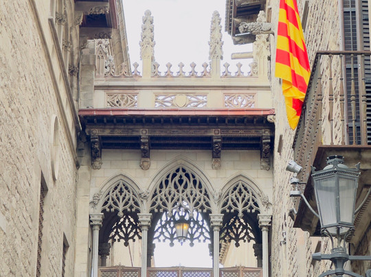 Guia de Turismo Brasileiro em Barcelona-巴塞罗那必去景点