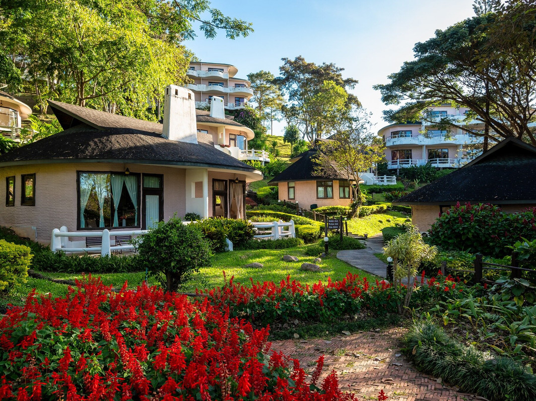 佩查邦帝王普款山度假酒店主图