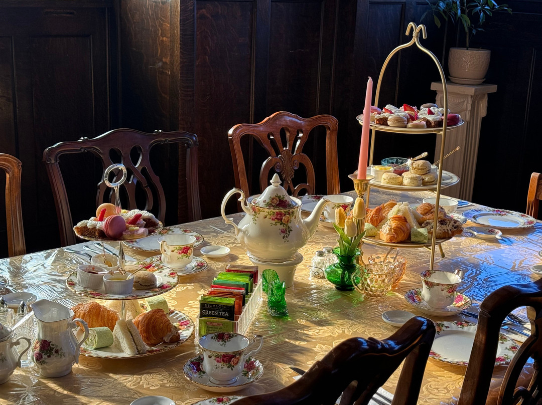 Market St Manor Bed and Breakfast & Tea House