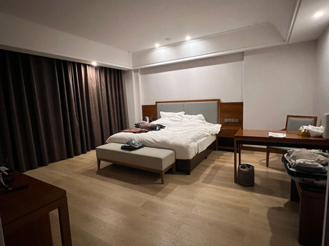 Yellowbird Tour-成都必去景点