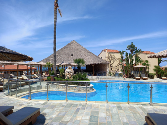 西奥度假村主图