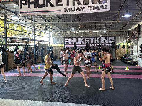 Phuket King Muay Thai-卡图必去景点