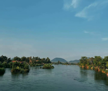 Old French Railway Bridge-东德岛必去景点