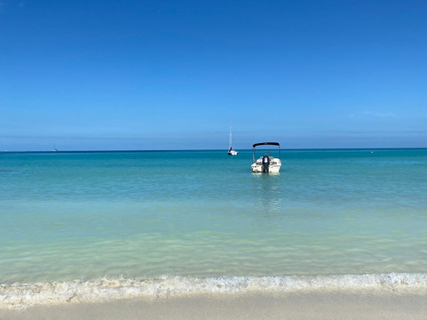 Dickenson Bay-安提瓜必去景点