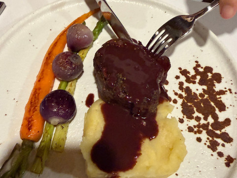 阿玛瑞邦盛酒店主图