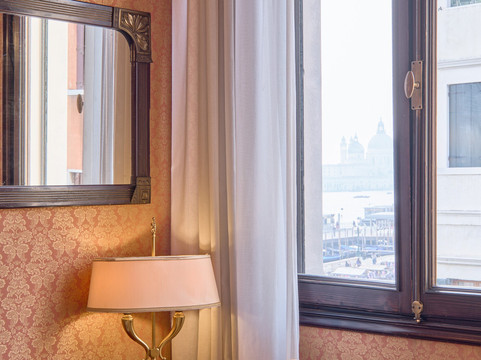 洛坎达维瓦尔蒂酒店主图