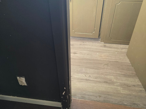 301 Bealey Ave Motel