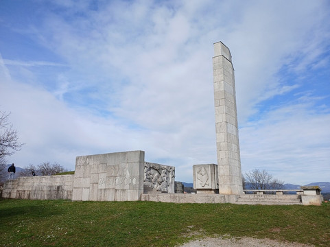 Spomenik na Gricku-Crnomelj必去景点