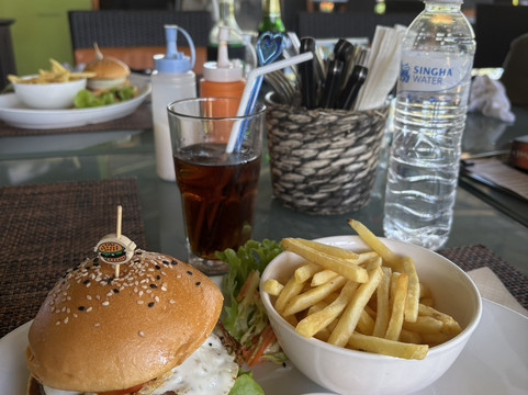 Phuket Adventure Mini Golf and Off Course Restaurant & Bar-班淘海滩必去景点