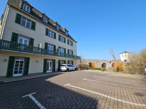 纳索尔霍夫酒店主图