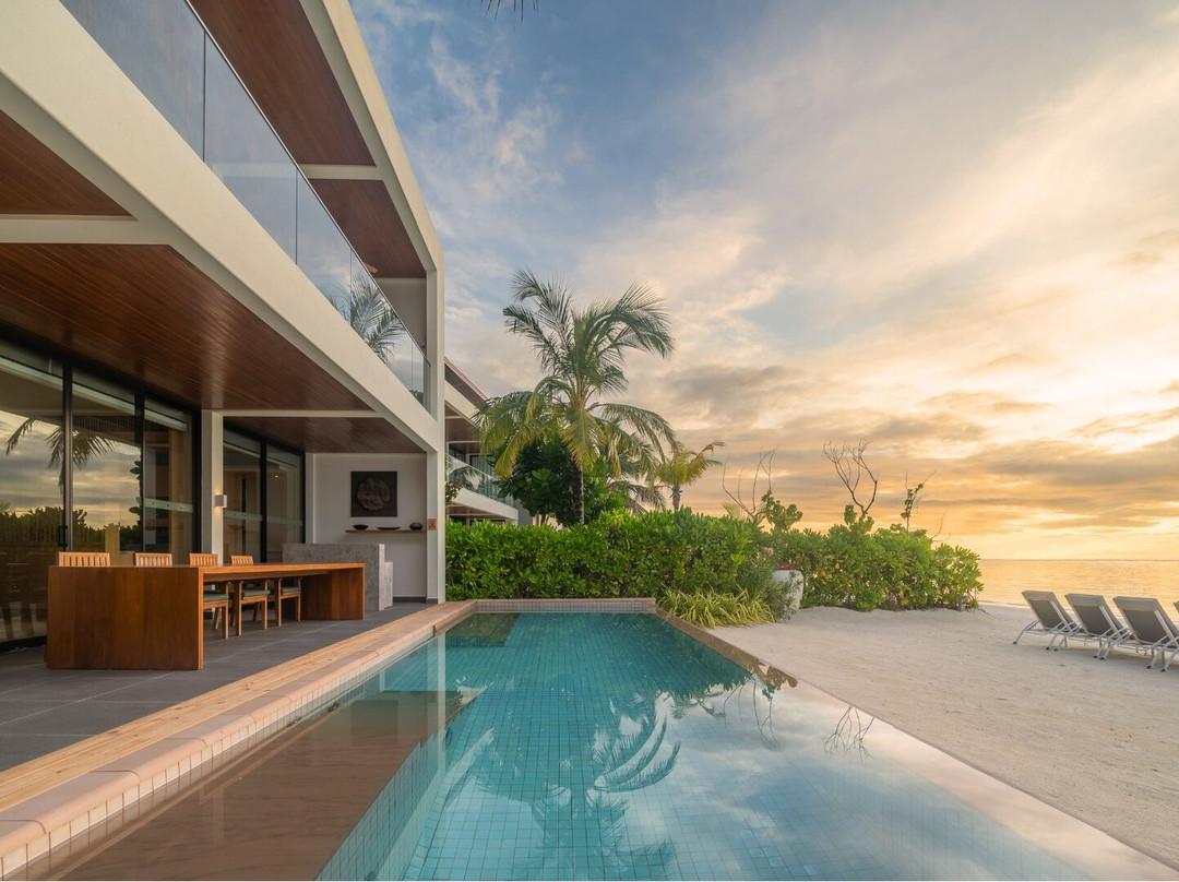 Kuda Villingili Resort Maldives主图