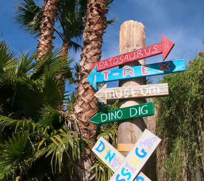 Cabazon Dinosaurs-卡巴宗必去景点