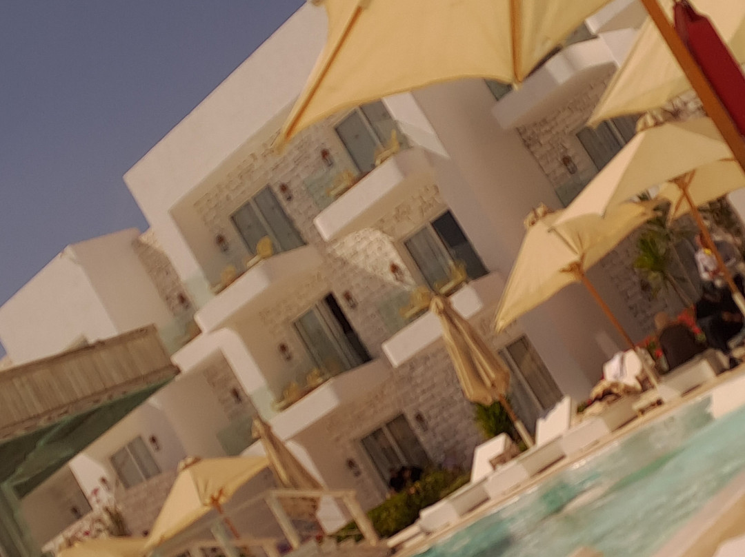 日出塔诺克度假村主图