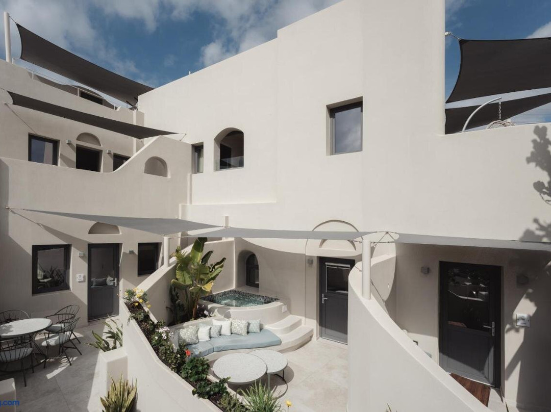 Galaria Serenity Suites