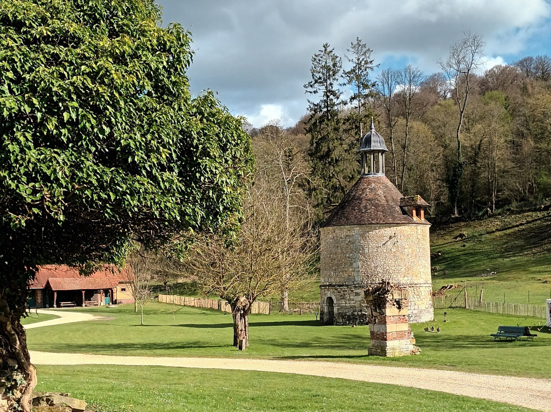 Abbaye de Mortemer-Haute-Normandie必去景点
