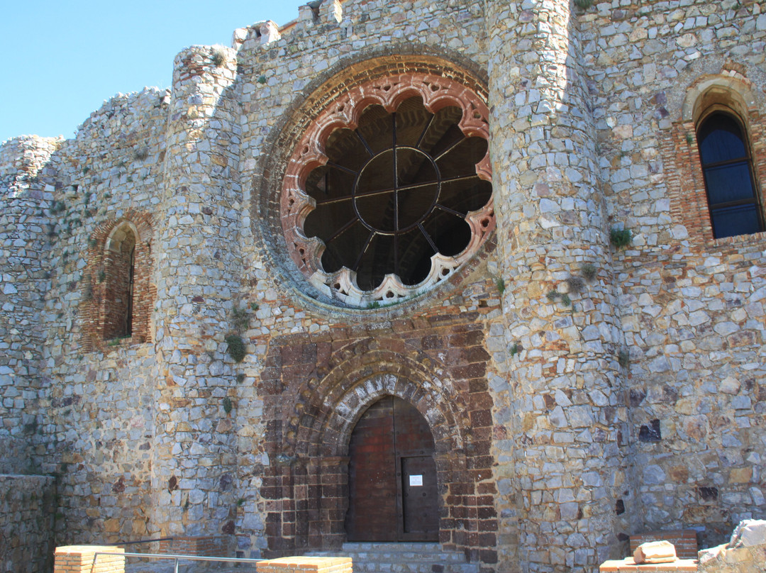 Sacro Convento y Castillo de Calatrava La Nueva-Aldea del Rey必去景点